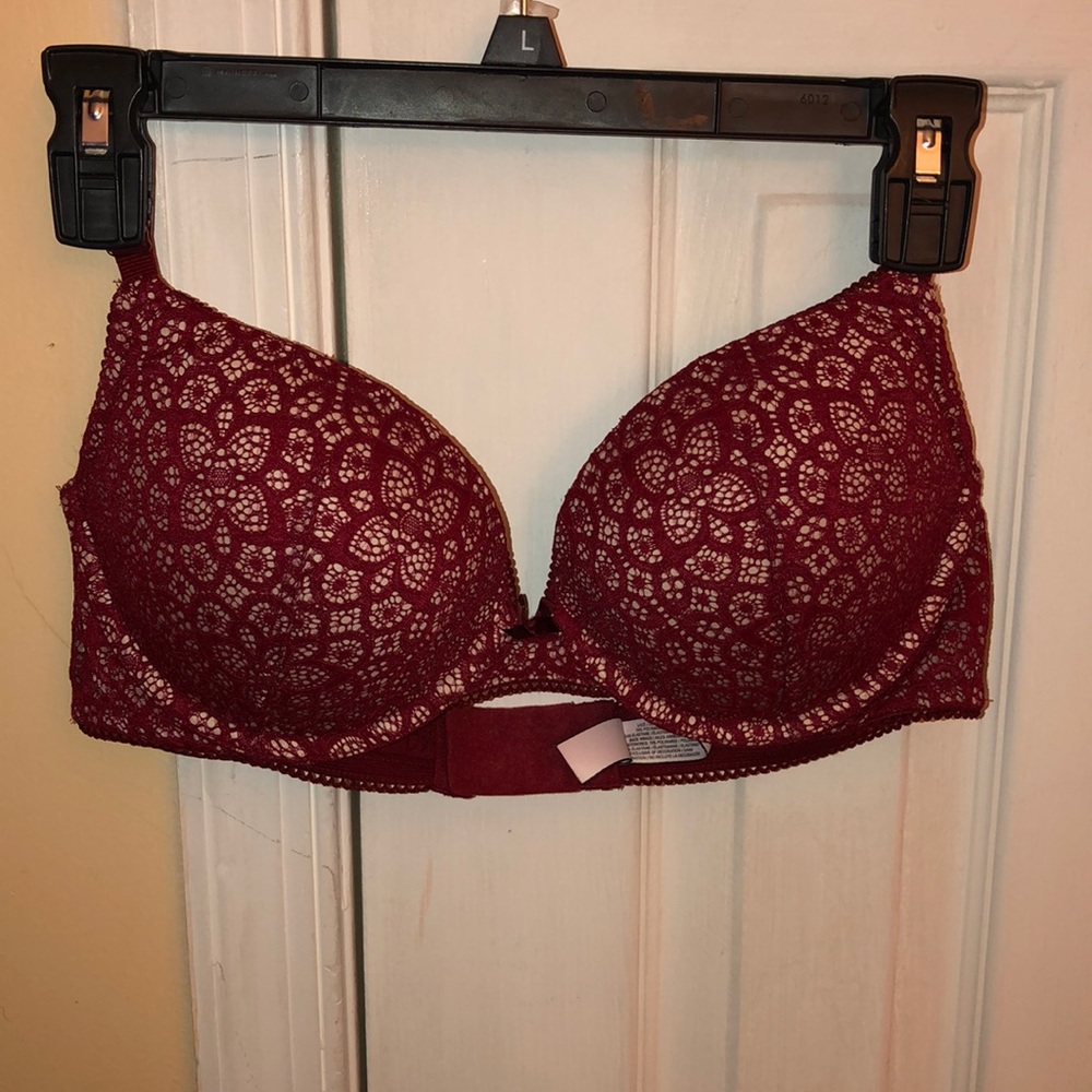 36C Victoria Secret Bra warn twice